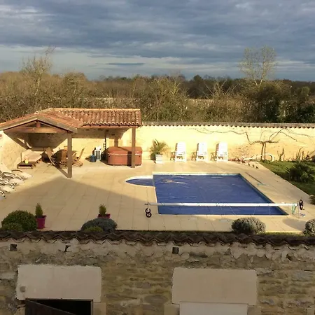 Bed & Breakfast Poppy's Paradise 4*